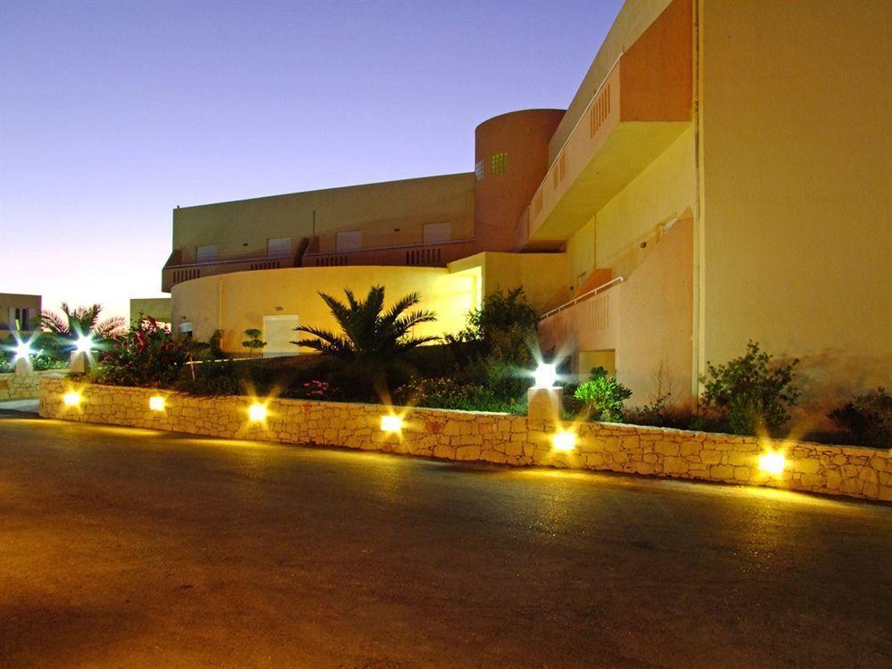 Hotel Sea Breeze Sitia  Zewnętrze zdjęcie