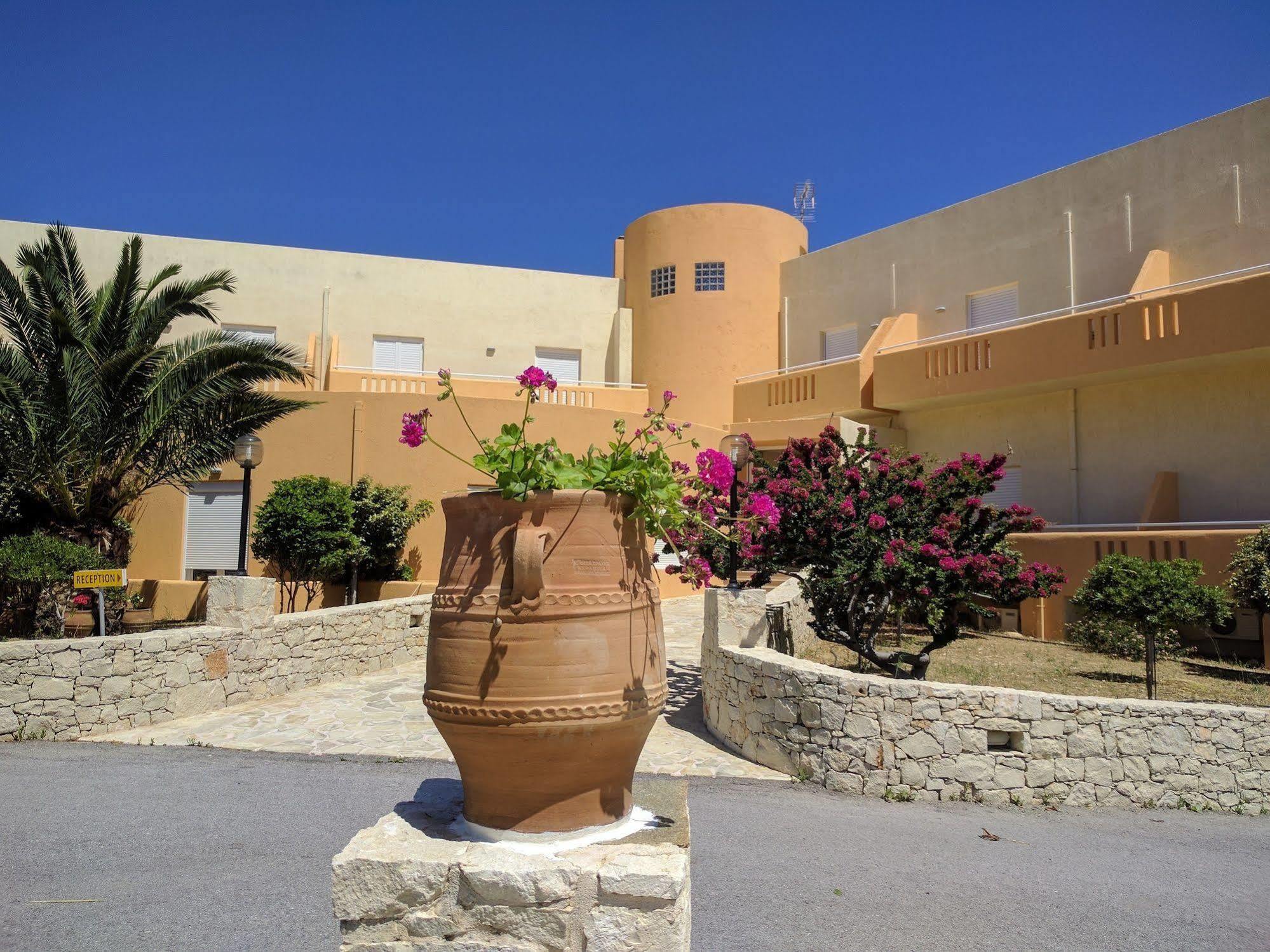 Hotel Sea Breeze Sitia  Zewnętrze zdjęcie