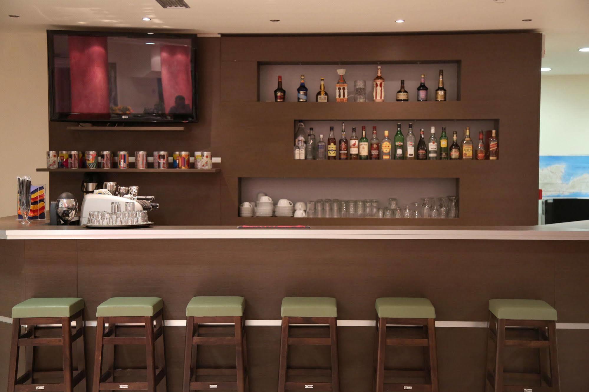 Hotel Sea Breeze Sitia  Zewnętrze zdjęcie