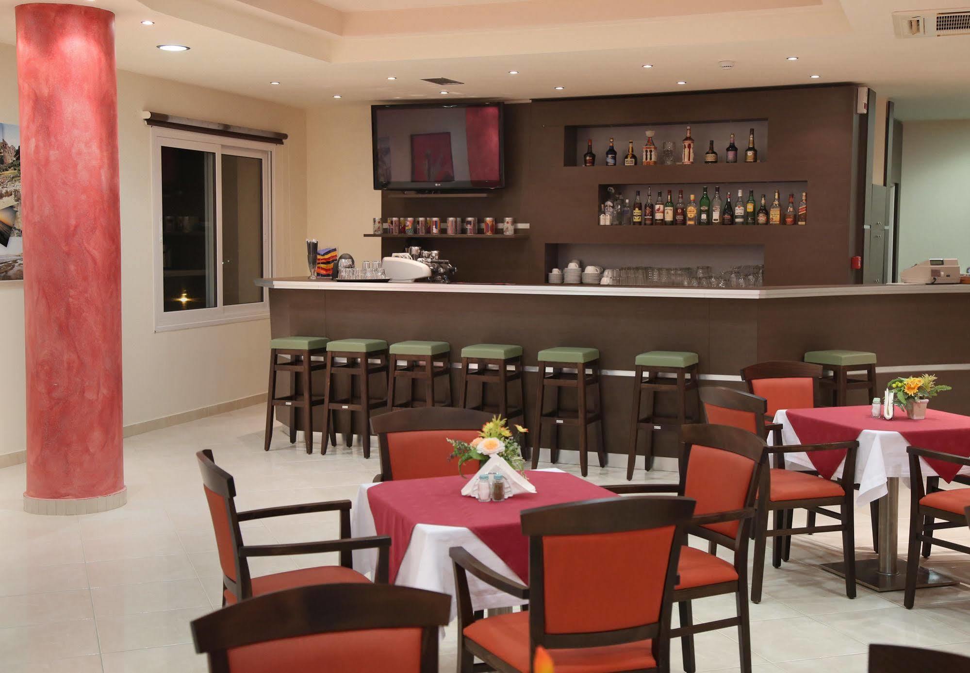 Hotel Sea Breeze Sitia  Zewnętrze zdjęcie